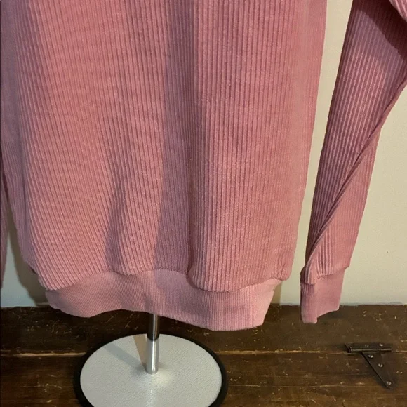 All Cloud Women's Pink corduroy Long Sleeve Top NWT Florida - Picture 5 of 11